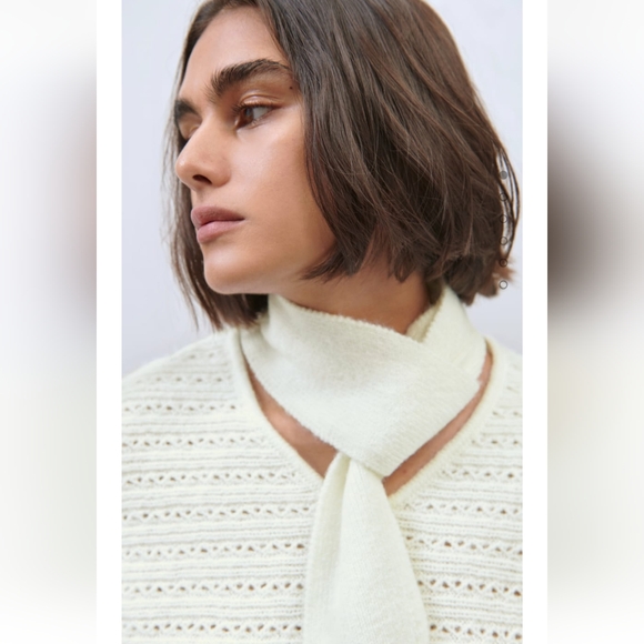 Zara Bow Collar Knit Sweater - Picture 5 of 5